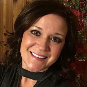 Meet your Posher, Vickie